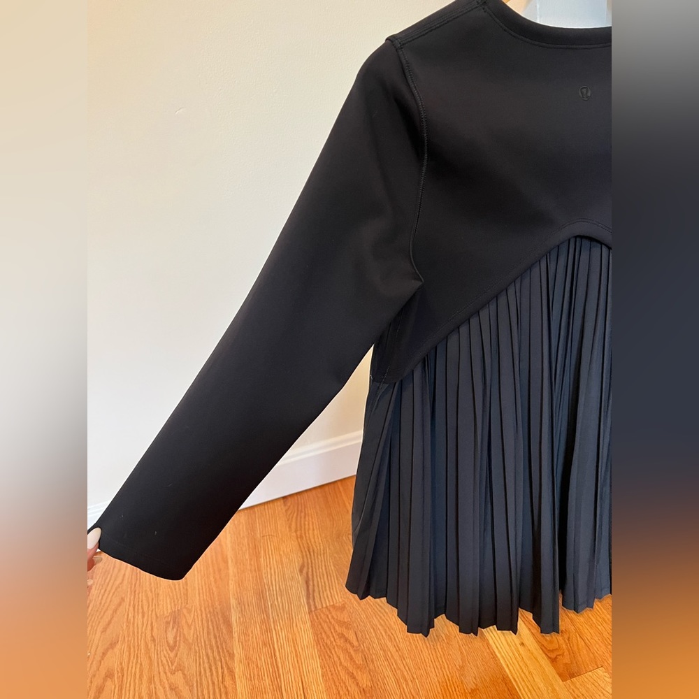 Black Scuba Lululemon Pleated Top